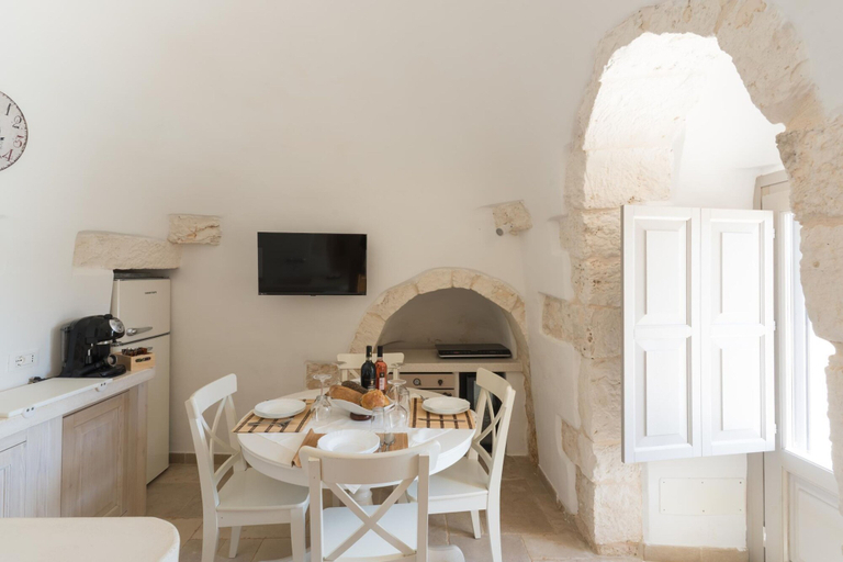 Room 4, Trullo Eughene a con Piscina, Brindisi