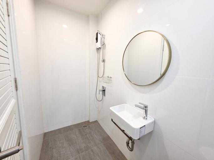 Bathroom 4, Vintana Siam Bangkok Hotel, Pathum Wan