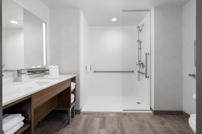 Bathroom 4, Home2 Suites By Hilton Dry Ridge, Grant
