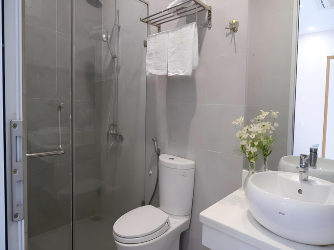 Bathroom 4, Amy Apartment Hue, Huế
