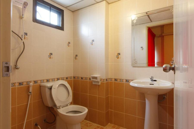 Bathroom 5, Vabua Asotel Bangkok, Bang Kapi