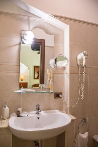 Bathroom 3, Palmed Hotel, Catanzaro