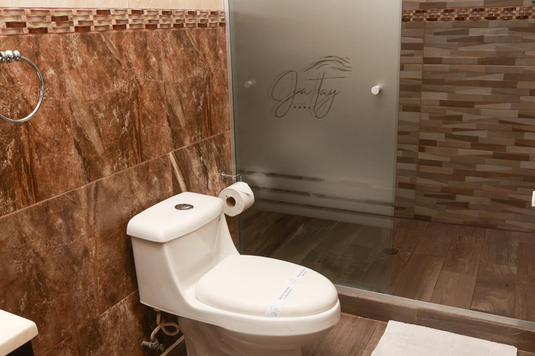 Bathroom 4, Hotel Jatay, San Diego