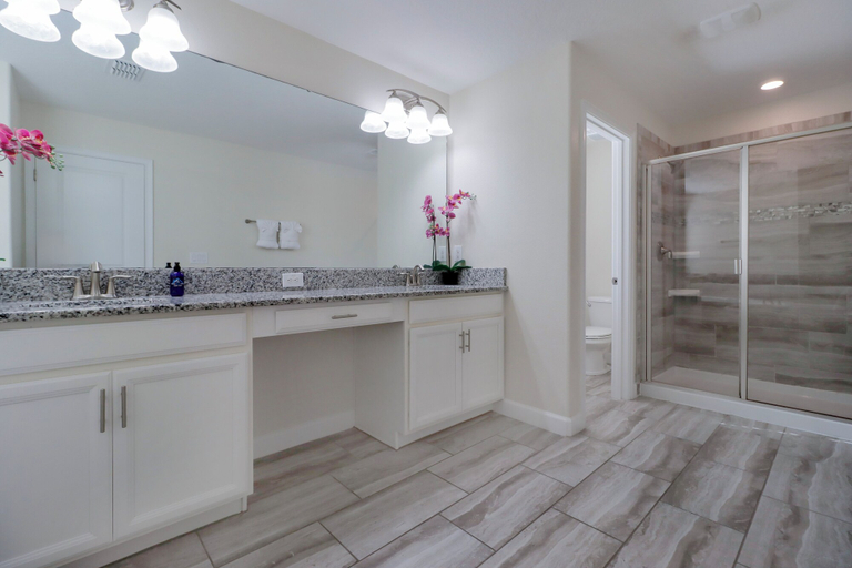 Bathroom 2, Solterra Family Vacation Home | Private Pool, Spa!, Polk
