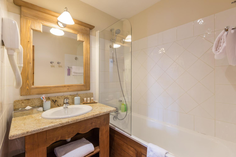 Bathroom 5, Residence Pierre & Vacances Premium Arc 1950 Le Village, Savoie