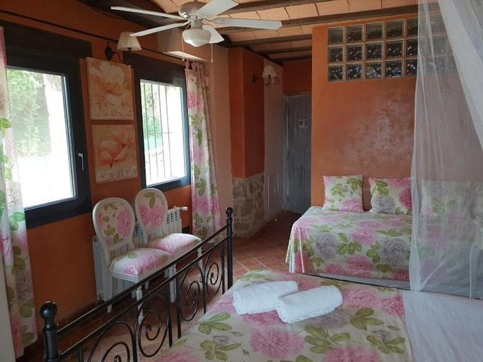 Bedroom 2, Hotel Rural & Spa Mas Prat, Girona
