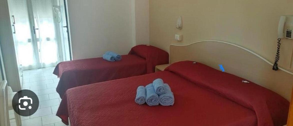 Others 2, hotel adriatico, Rimini