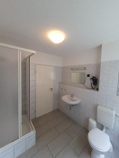 Bathroom 5, budget seezeit-resort am Werbellinsee, Barnim