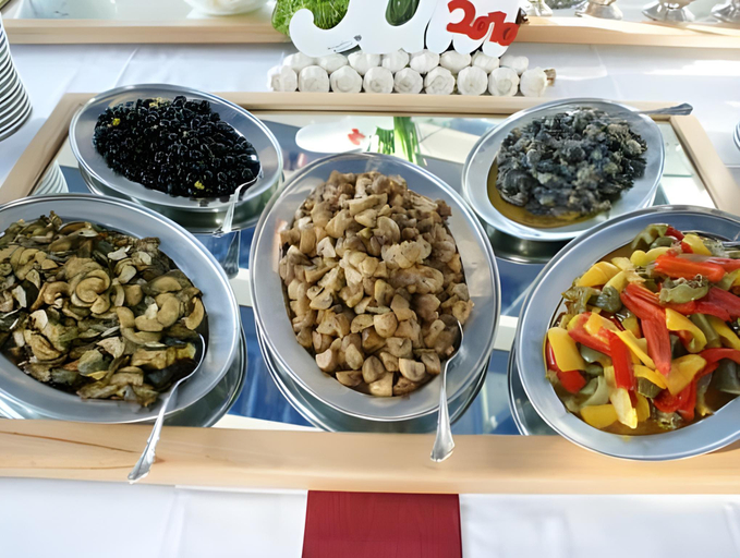 Food & Drinks 4, Hotel Ruhen, 24 Stunden Check in, Kuche, kostenfreie Parkplatze, Gifhorn