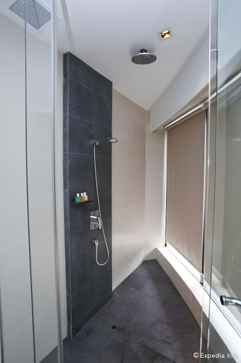 Bathroom 5, D'Hotel, Singapore