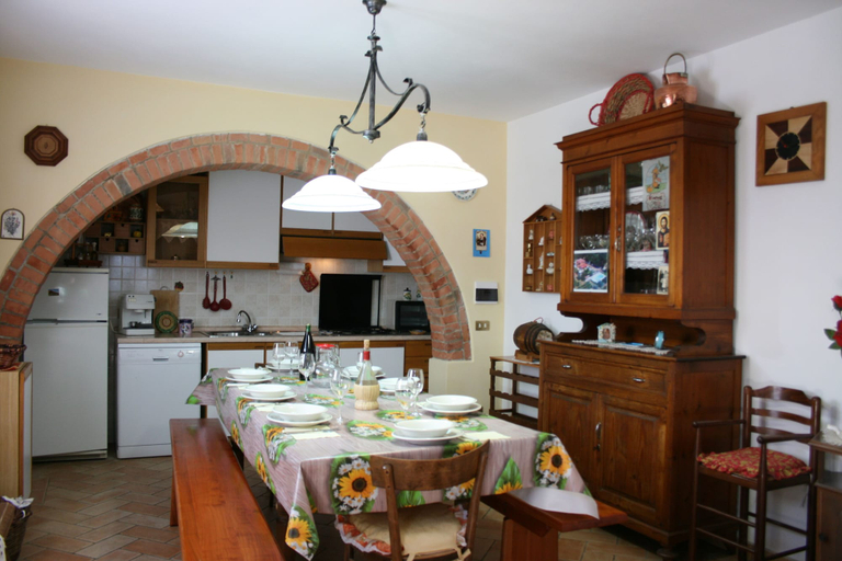 Interior, Wonderful Private Villa With Private Pool, TV, Pets Allowed and Parking, Close to Montepulciano, Siena