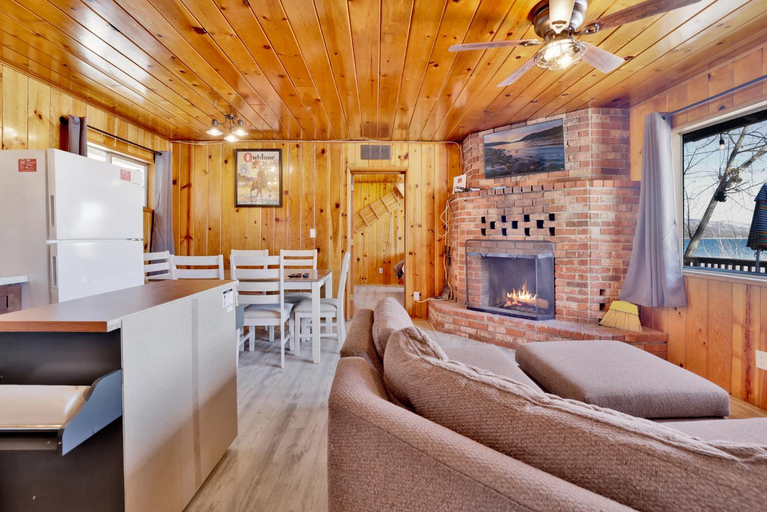 Others 4, Sunrise Lakefront Family Cabin by Big Bear Vacations, San Bernardino