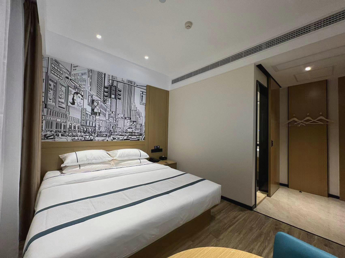 Bedroom 2, City Comfort Inn Wuhan Yangtze River Bridge Yellow Crane Tower, Wuhan