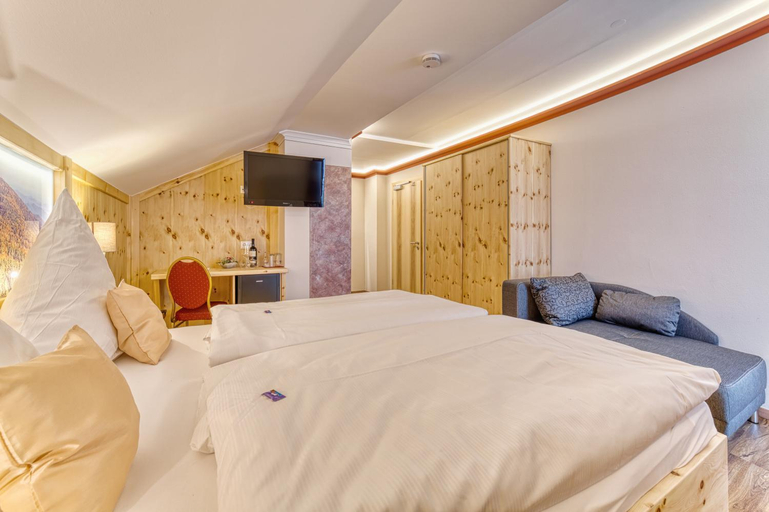 Bedroom, Hotel Hirschenstein, Regen