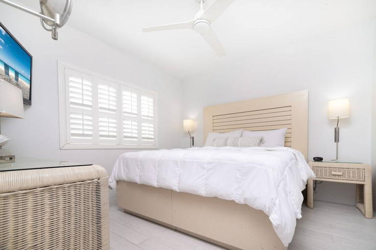 Bedroom 2, Villas of the Galleon
