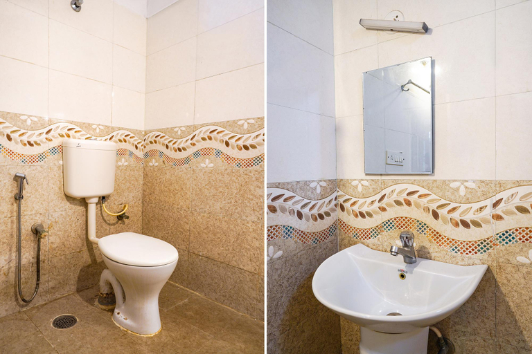 Bathroom, FabHotel Kings Suites Banaswadi, Bangalore