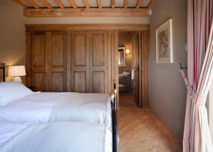 Room 5, Fattoria Valtellina by Boutique Tuscany, Siena