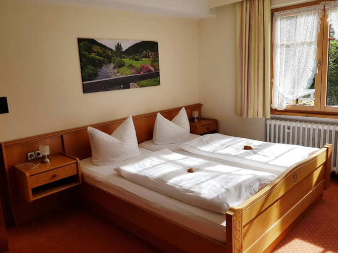 Bedroom 3, Hotel Walkenstein, Ortenaukreis
