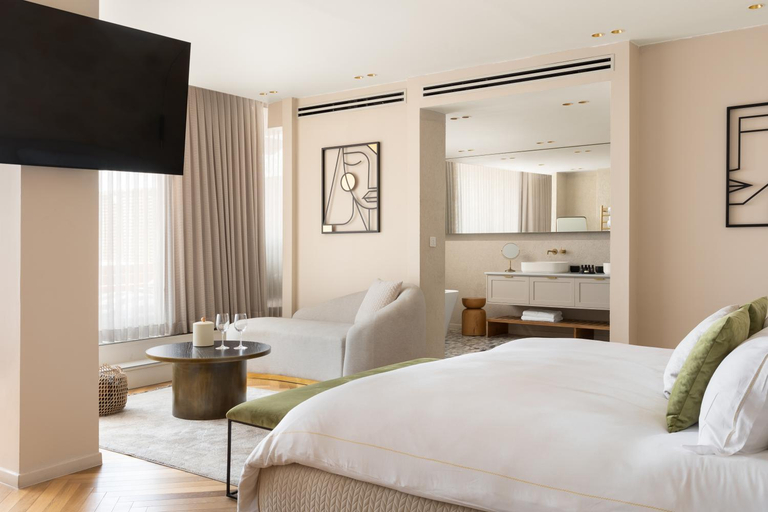 Bedroom 3, Gordonia Hotel