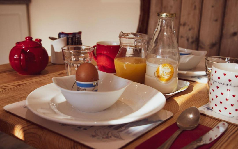 Food & Drinks 3, Hunstanton Beachside Glamping - Shepherd Huts & Bell Tents Dog Friendly, Cambridgeshire