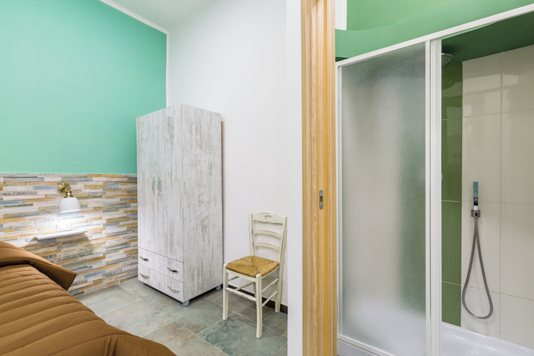 Room 3, Gelso Complex Studios and Flat by Napoliapartments, Napoli