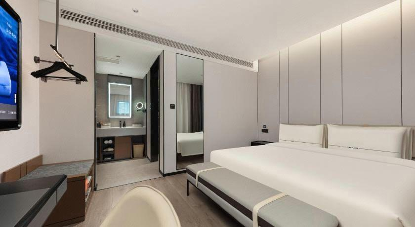Bedroom 2, Atour Hotel Lujiazui Shanghai Tower, Shanghai