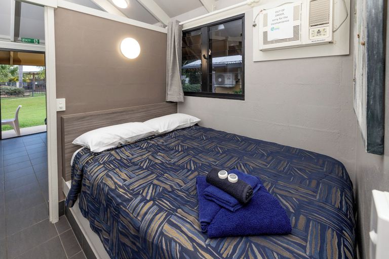 Bedroom 3, BIG4 Lucinda Wanderers Holiday Park, Hinchinbrook
