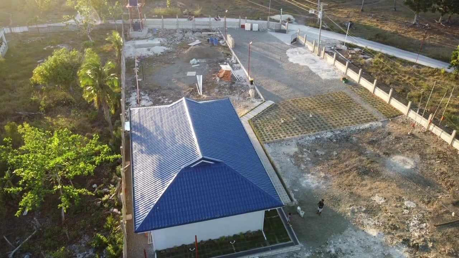 Others 4, J & L Apartelle, Moalboal