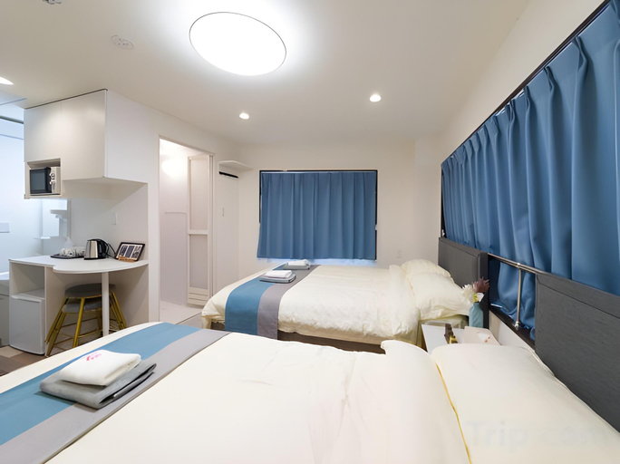 Bedroom 2, High Five Guest House, Kita