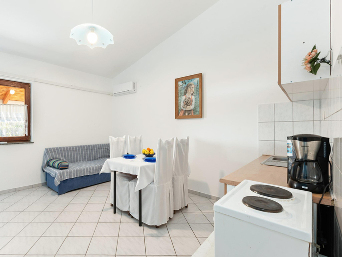 Others 5, Holiday Home in Jasenice near Maslenica Beach, Jasenice