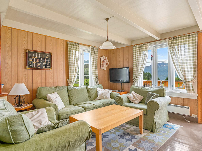 Others 3, person holiday home in AVEROY-By Traum, Averøy