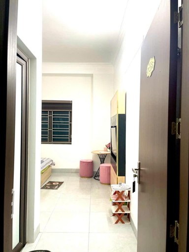 Others 3, Nha Nghi Hung Ha, Mang Yang