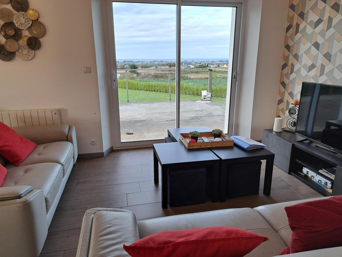 Others 5, Holiday Home in Brittany with Sea Views, Finistère