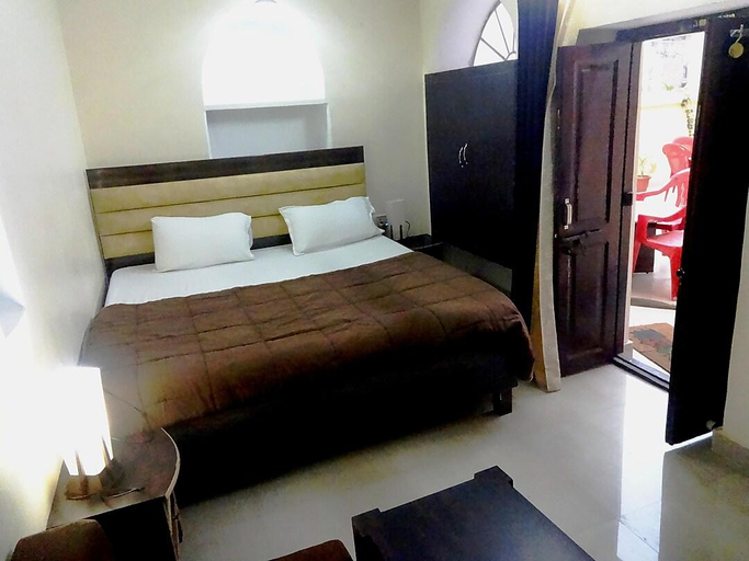Bedroom 5, Foreigners' Inn, Varanasi