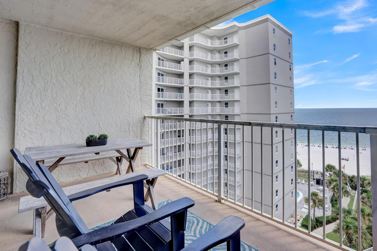 Others 4, Seaside Beach & Racquet 5917, Baldwin