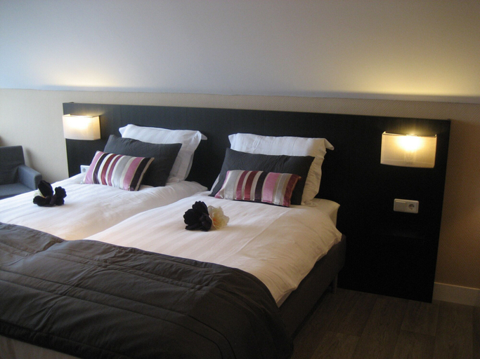 Bedroom 5, Bed & Breakfast Rheiderland, Leer