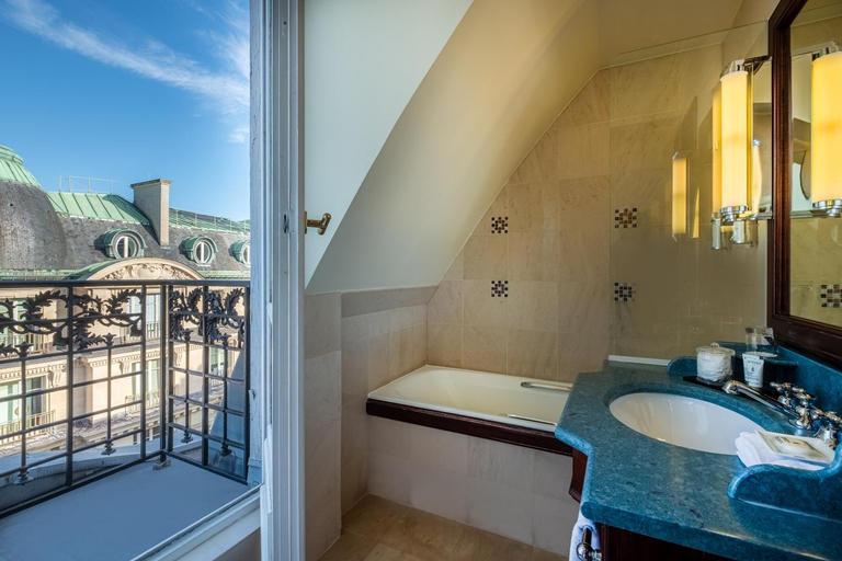Bathroom 4, Hotel Pont Royal Paris, Paris