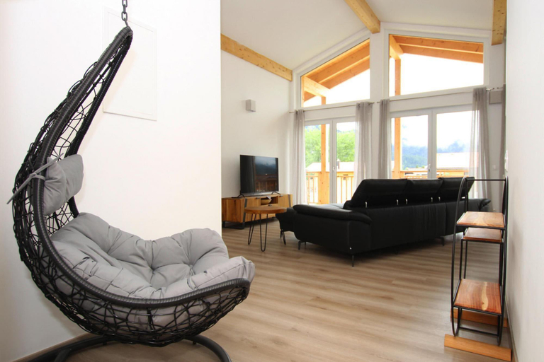 Others 3, Ferienwohnung mit Sauna, Traunstein