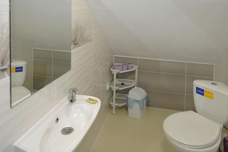 Bathroom 3, House in Wolin near Stettiner Haff Lake, Kamień