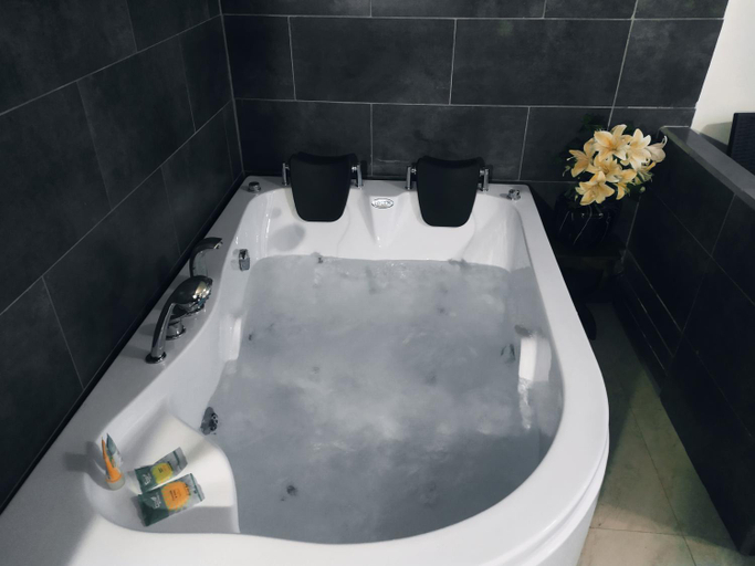 Bathroom 2, Hostal Ajavi del Sur, Quito