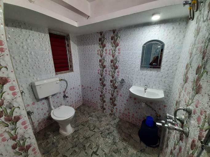 Bathroom 5, NH Regency, South Andaman