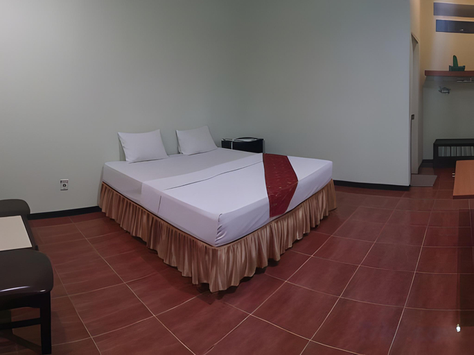 Bedroom 5, Hotel Grand Palm, Malang