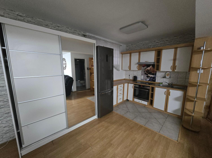 Others 5, Hotel Dworek, Trzebnica