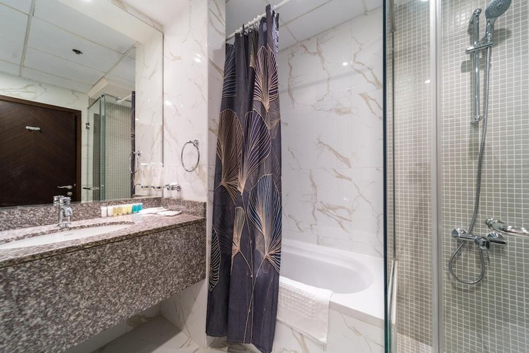 Bathroom 5, GLOBALSTAY. Private Sarai Apartments, Dubai