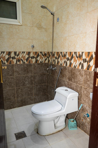Bathroom 5, Ahlin Five Serviced Apartments, Riyadh