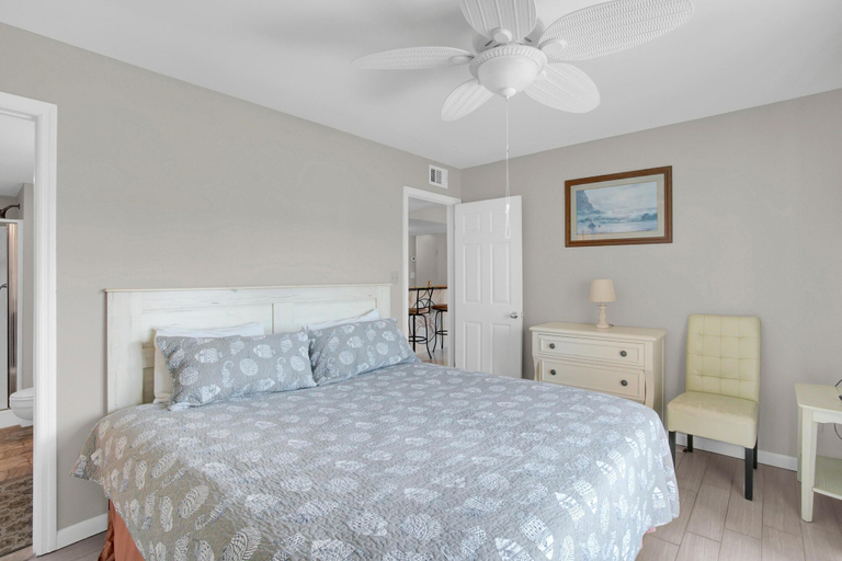 Bedroom 3, Sugar Beach 233, Baldwin
