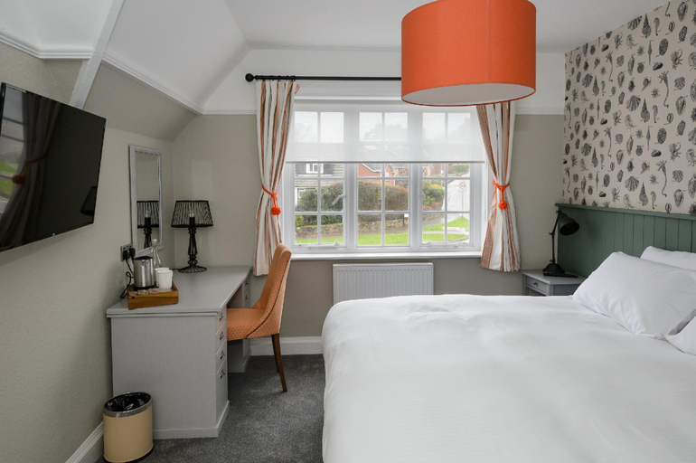 Bedroom 2, Balfour Arms, Devon