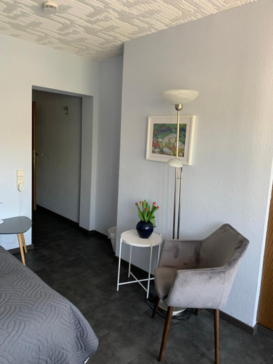 Bedroom 4, Hotel Markgraf, Lörrach