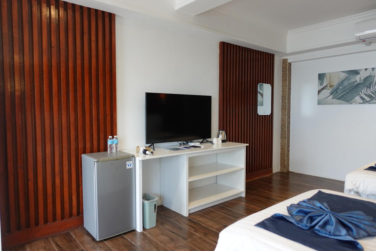 Bedroom 5, Bolabog Beach Resort, Malay