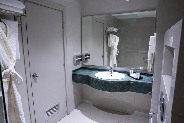 Bathroom 4, Armada Avenue Hotel, Amman